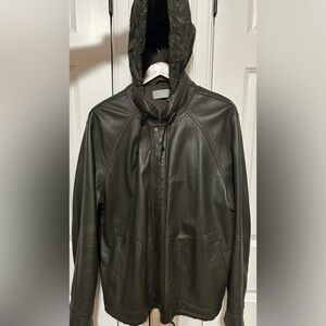 Vince, size XL, Men’s leather brown bomber jacket with retractable nylon hood.